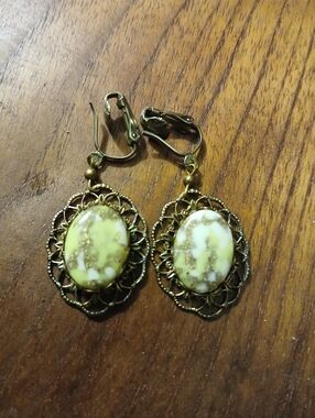 Vintage 1960s Art Glass Gold Foil Earrings Clipon